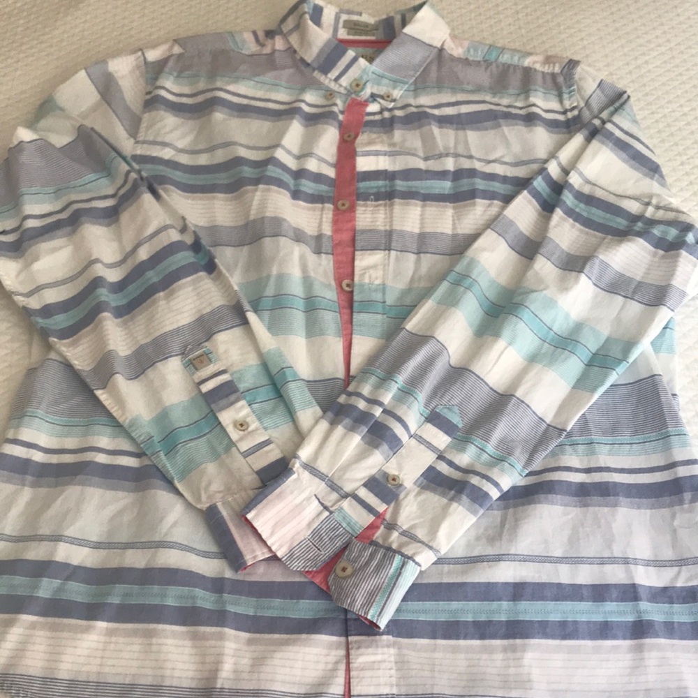 Shirt - Picture 4 of 5